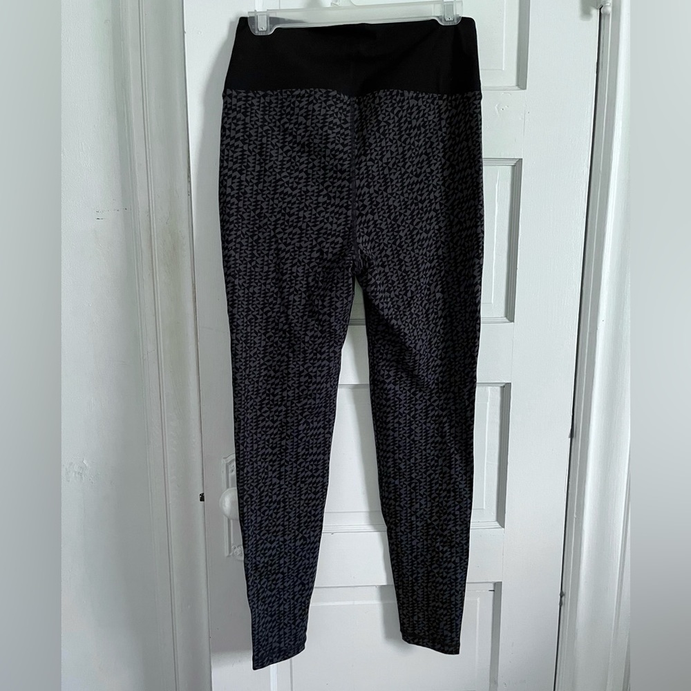 Old Navy Active Leggings M EUC